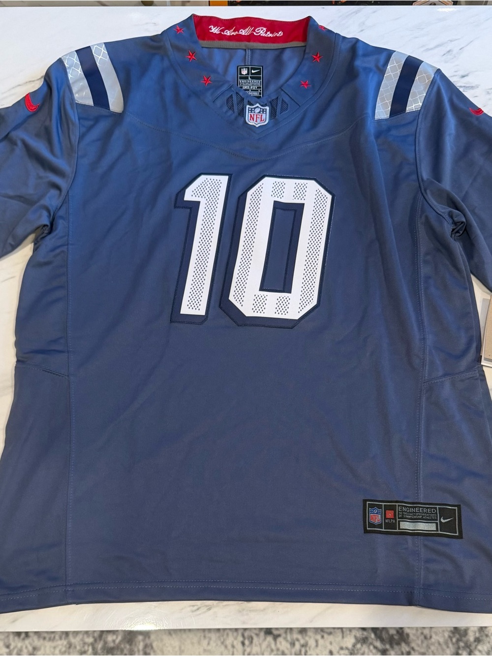 NWT Nike Men’s Drake Maye New England Patriots Football Jersey Stitched